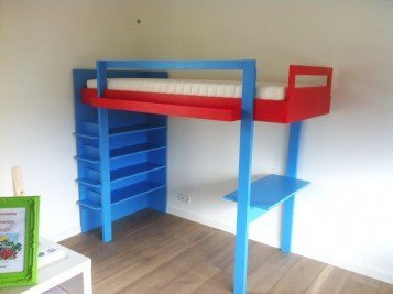 DIY Loft bed Ana made by