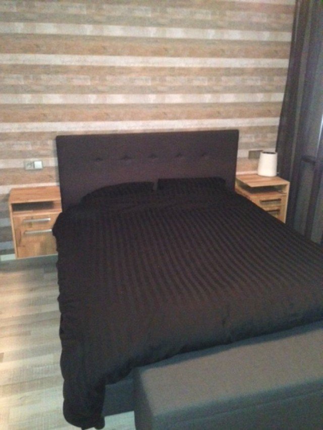 Photo DIY side table | night stand 'Pilar' by