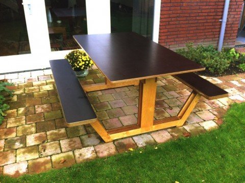 DIY design picnic table 'Ordesa' made by