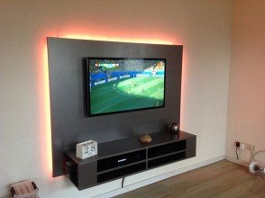 DIY floating TV cabinet 'Penelope' made by