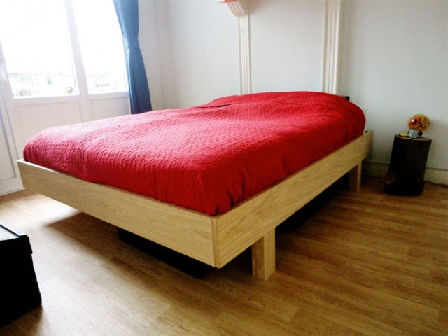 Photo DIY double bed 'Azobe' by