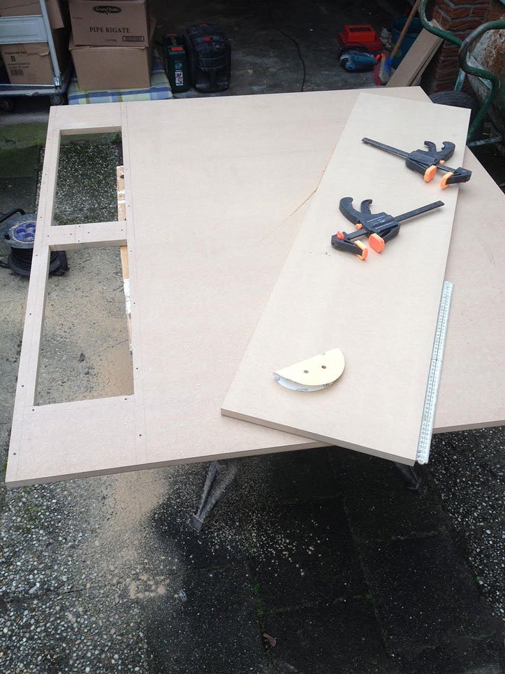 DIY floating TV cabinet 'Penelope' made by