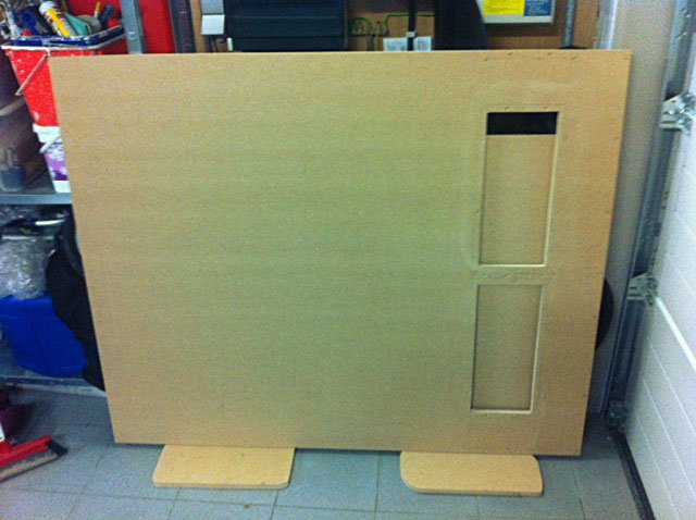 DIY floating TV cabinet 'Penelope' made by