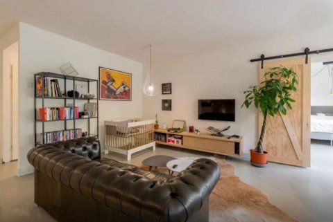 DIY floating TV cabinet 'ArturoXL' made by