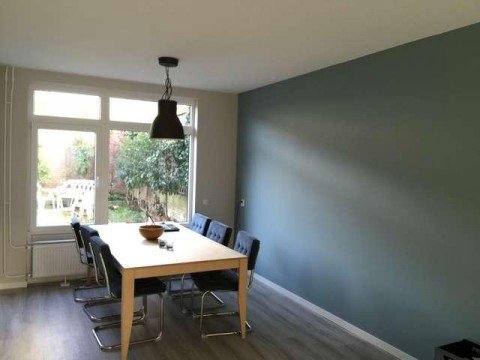 DIY modern table 'Cuco' made by