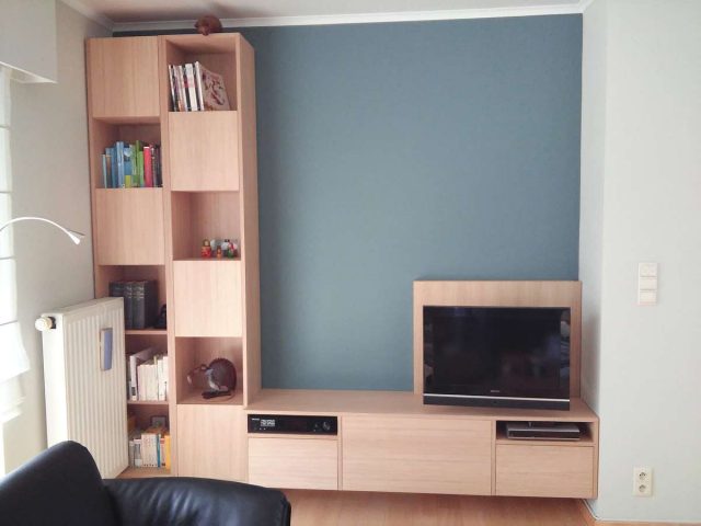 DIY hanging TV cabinet 'Jordi' made by