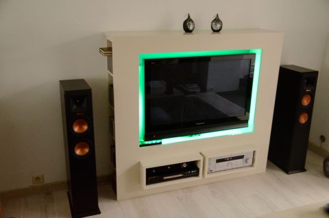 Photo DIY TV-stand 'Antonio' by