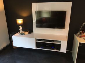 DIY TV-stand Jordi made by Cosmas