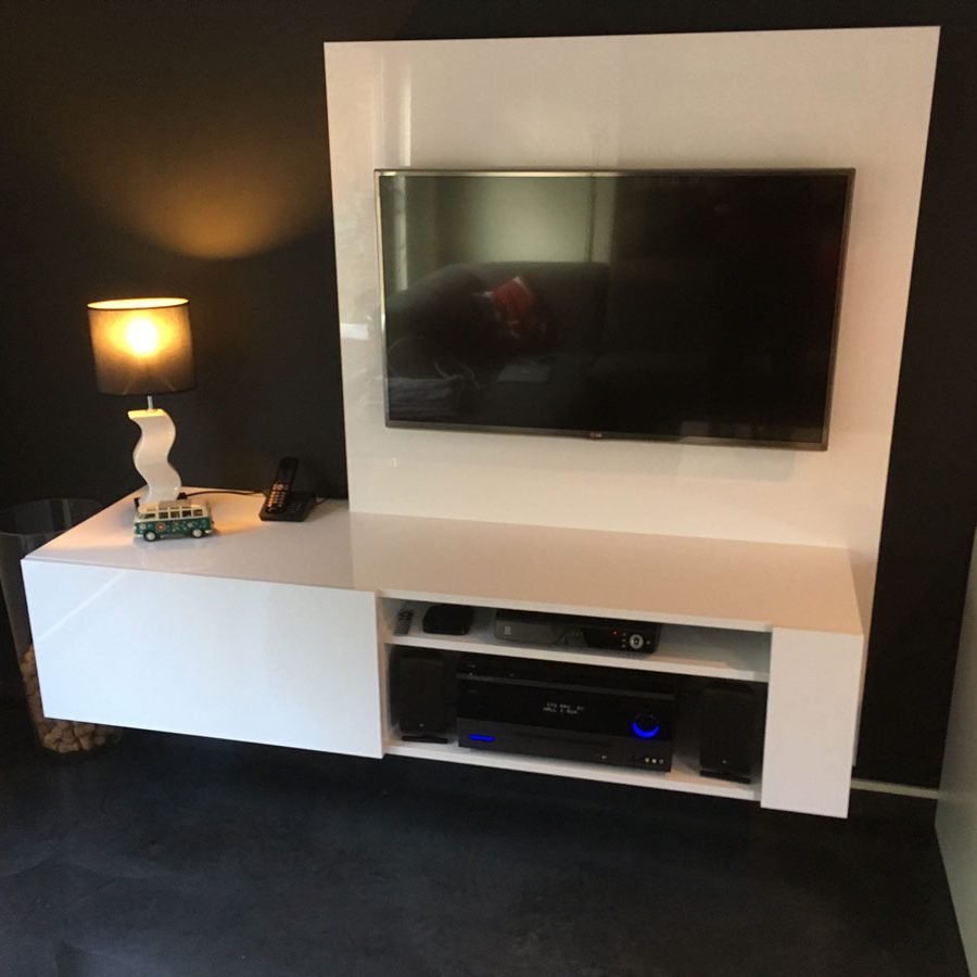 DIY TV-stand Jordi made by Cosmas