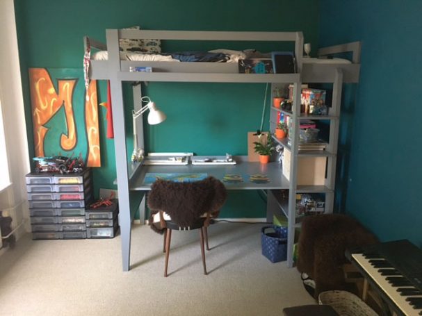 DIY-loft-with-desk-Wolf-by-Bernardine